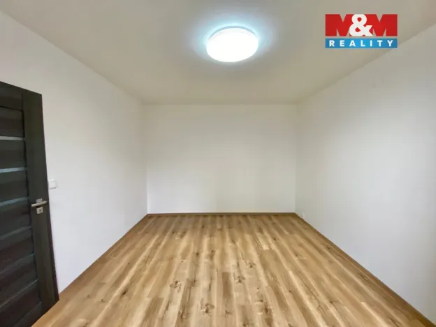 Pronájem bytu 1+1, Děčín - Děčín XXVII-Březiny, 35 m2