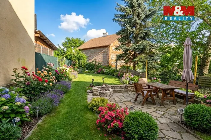 Prodej rodinného domu, Býkev, 190 m2