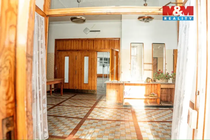 Pronájem obchodního prostoru, Hradešice, 345 m2