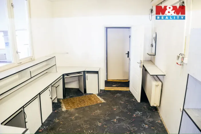 Pronájem obchodního prostoru, Hradešice, 345 m2