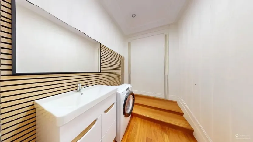 Prodej bytu 2+1, Karlovy Vary, nábřeží Jana Palacha, 65 m2