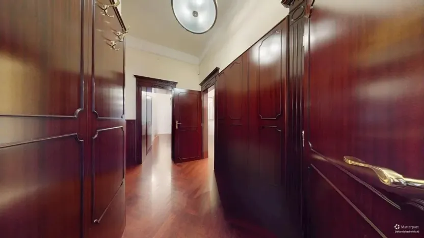 Prodej bytu 2+1, Karlovy Vary, nábřeží Jana Palacha, 65 m2