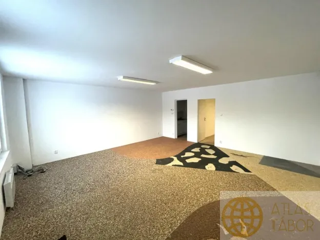 Pronájem kanceláře, Tábor, Chýnovská, 95 m2