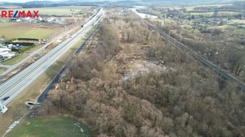 Prodej komerčního pozemku, Polom, 40000 m2