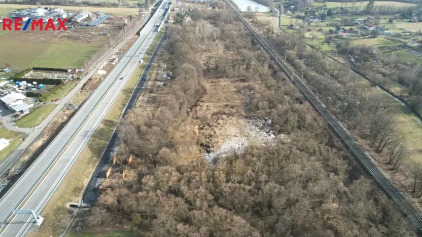 Prodej komerčního pozemku, Polom, 40000 m2