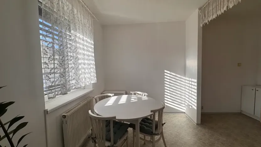 Pronájem bytu 2+kk, Pardubice, Na Labišti, 60 m2