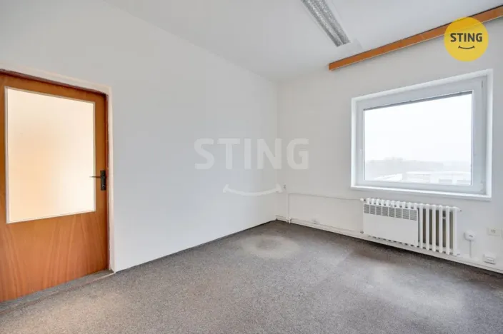 Pronájem obchodního prostoru, Babice, 300 m2