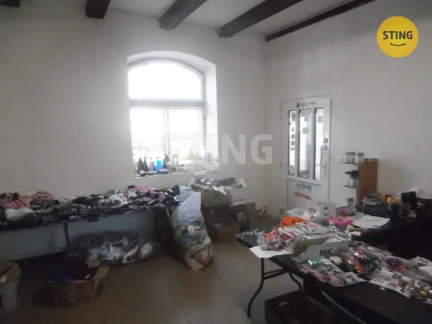 Pronájem obchodního prostoru, Opava, Tomáškova, 108 m2