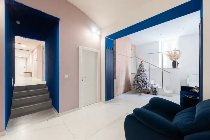 Prodej obchodního prostoru, Praha - Smíchov, Kmochova, 170 m2