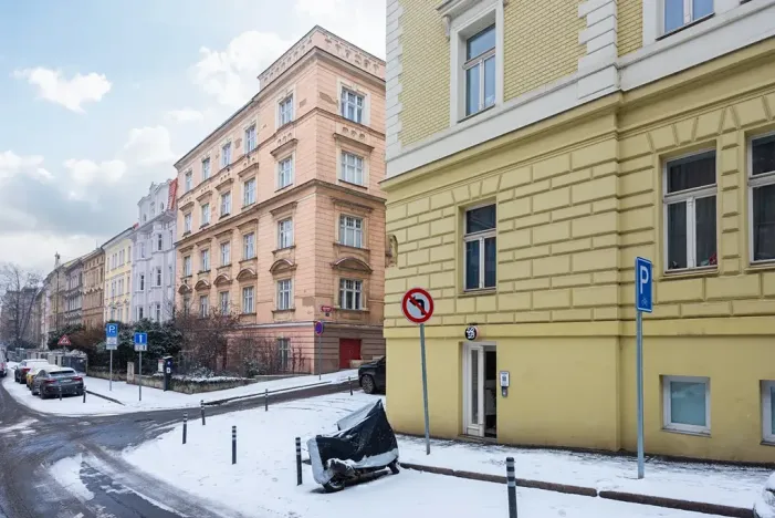 Prodej obchodního prostoru, Praha - Smíchov, Kmochova, 170 m2