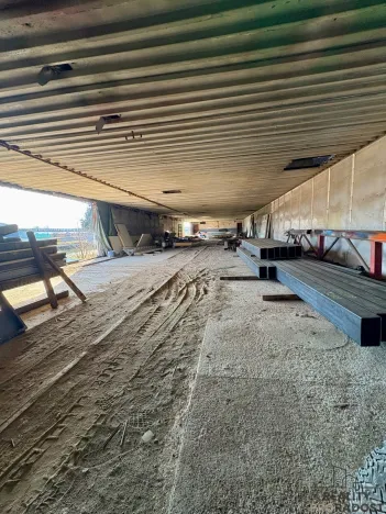 Prodej výrobních prostor, Nosislav, 1980 m2