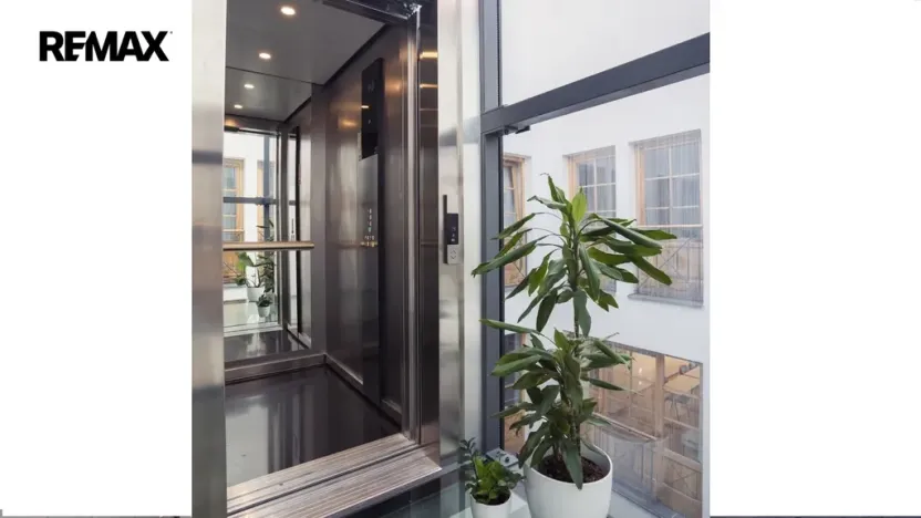 Pronájem kanceláře, Hradec Králové, Malé náměstí, 79 m2