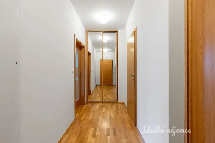 Pronájem bytu 2+kk, Praha - Vokovice, Tibetská, 69 m2