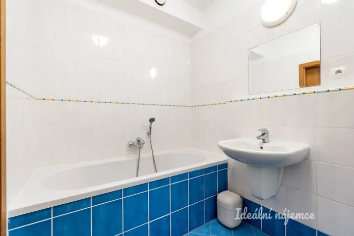 Pronájem bytu 2+kk, Praha - Vokovice, Tibetská, 69 m2