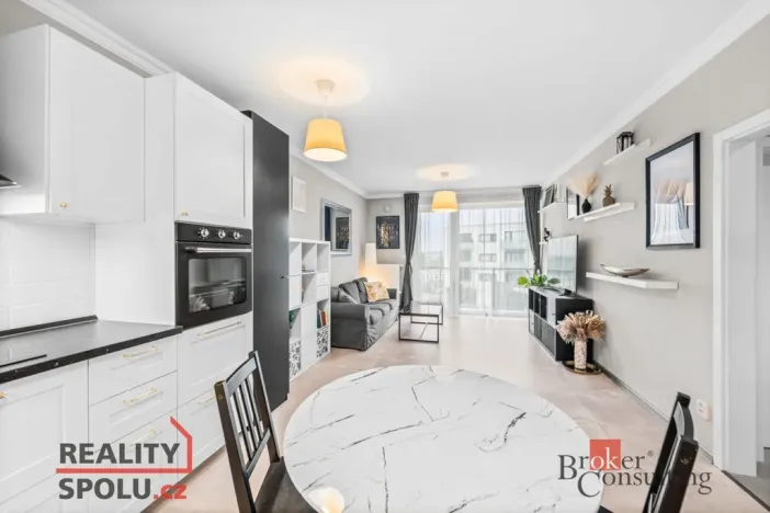 Pronájem bytu 2+kk, Plzeň - Černice, Nepomucká, 64 m2