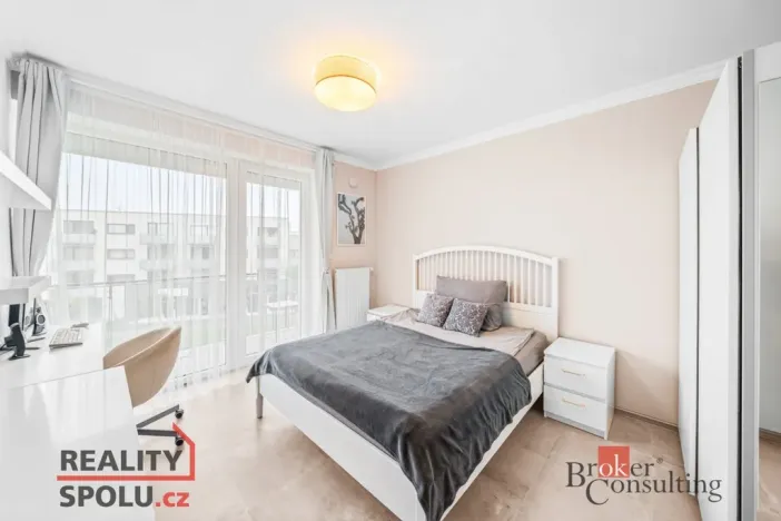 Pronájem bytu 2+kk, Plzeň - Černice, Nepomucká, 64 m2