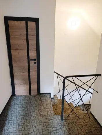 Pronájem skladu, Praha - Březiněves, Na hlavní, 331 m2