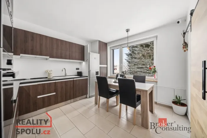 Prodej bytu 2+1, Žďár nad Sázavou - Žďár nad Sázavou 6, Haškova, 51 m2