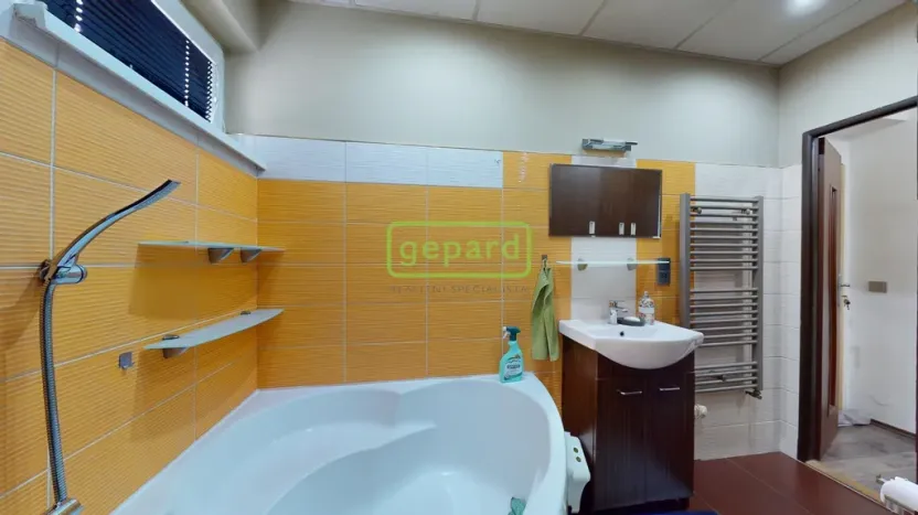 Prodej bytu 2+1, Okna, 60 m2