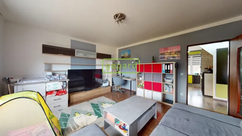 Prodej bytu 2+1, Okna, 60 m2