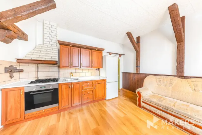 Prodej bytu 2+1, Karlovy Vary, Vítězná, 70 m2