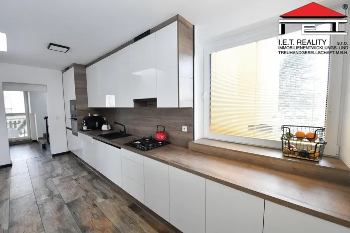 Prodej rodinného domu, Ostrava, Karla Hynka Máchy, 300 m2