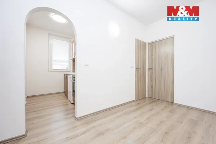 Pronájem bytu 2+1, Olomouc, Varšavské nám., 46 m2