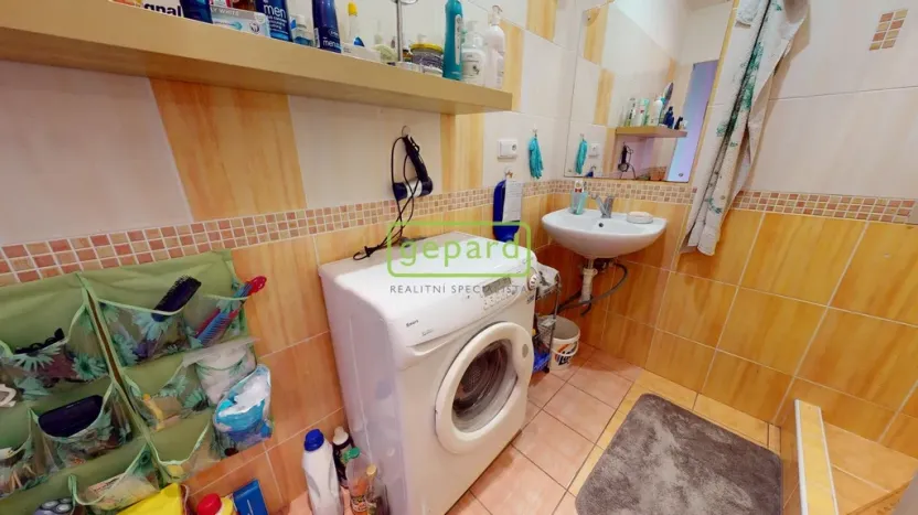 Prodej bytu 2+1, Děčín, Oblouková, 61 m2