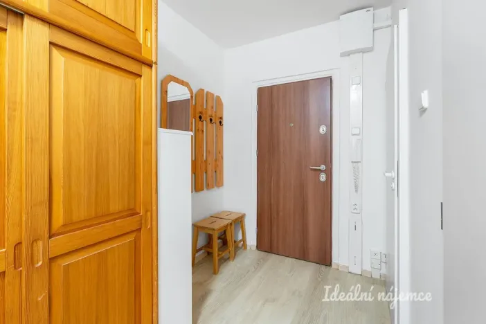 Pronájem bytu 2+kk, Praha - Řepy, Na chobotě, 45 m2
