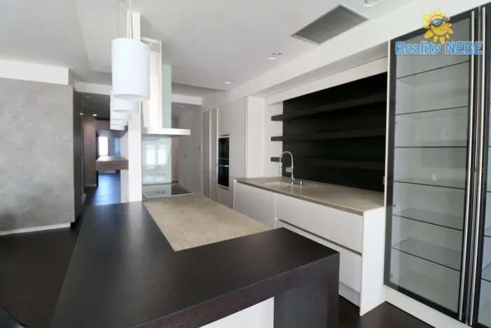 Pronájem bytu 3+kk, Praha - Veleslavín, Na okraji, 200 m2