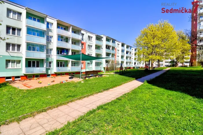 Prodej bytu 3+1, Žďár nad Sázavou, Nezvalova, 67 m2