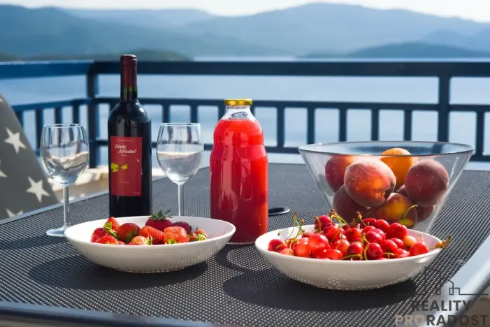 Prodej apartmánu, ,Komarna,Chorvatsko, 111 m2