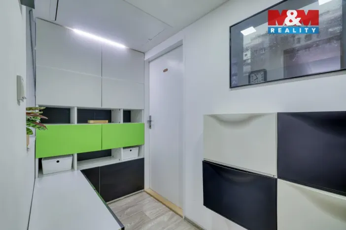 Pronájem bytu 3+kk, Plzeň - Doubravka, Školní, 60 m2