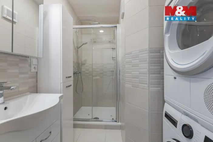 Prodej bytu 4+1, Klatovy - Klatovy III, Pod Hůrkou, 81 m2