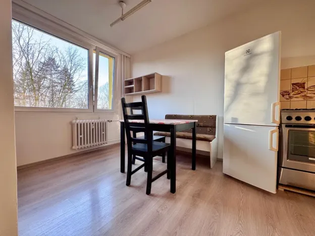 Pronájem bytu 2+1, Praha - Kobylisy, Bojasova, 63 m2