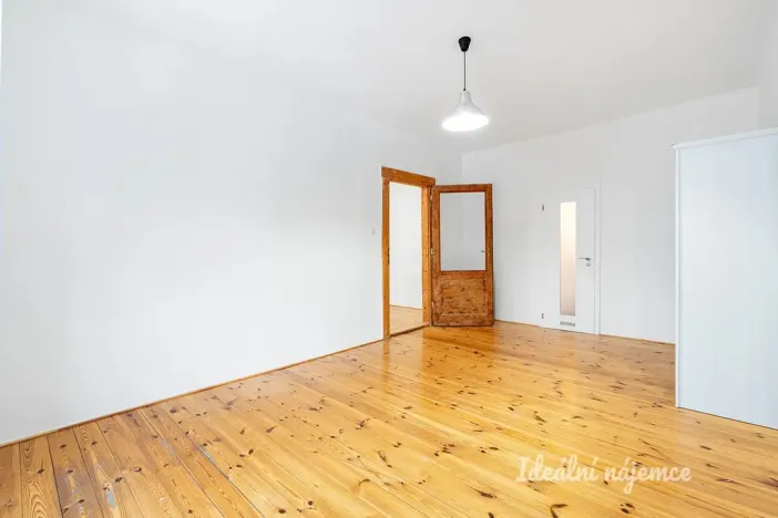 Pronájem bytu 2+1, Praha - Nusle, Na Jezerce, 49 m2