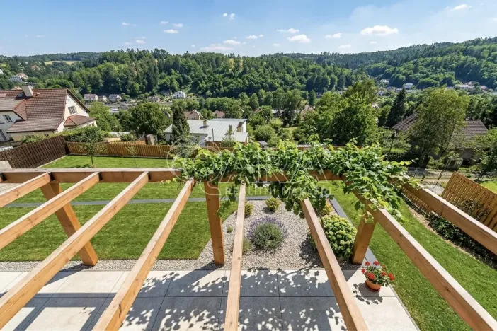 Prodej rodinného domu, Chocerady, 245 m2