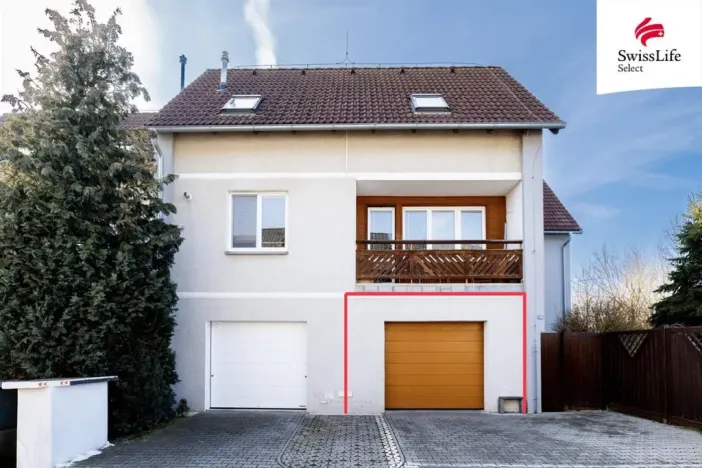 Prodej bytu 3+1, Nupaky, Slunečná, 75 m2