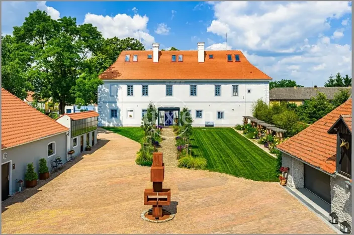 Prodej domu, Hluboká nad Vltavou, 1114 m2