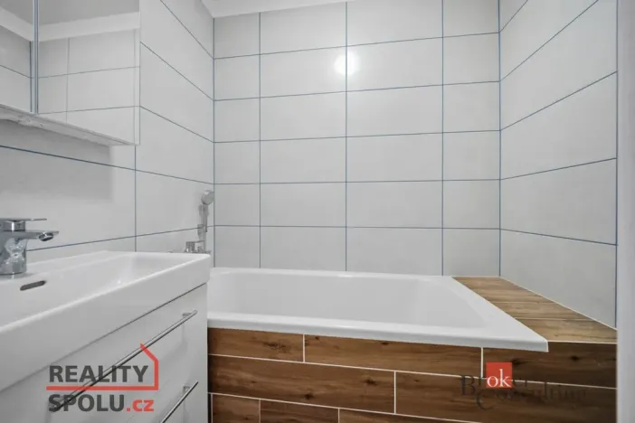 Pronájem bytu 2+1, Pardubice - Zelené Předměstí, Svobody, 45 m2