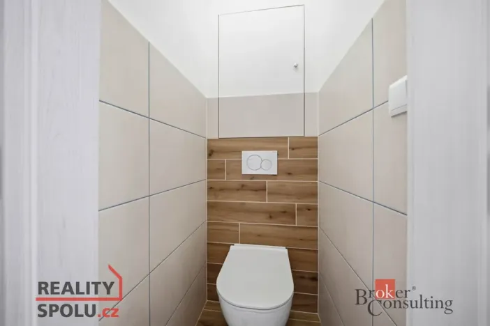 Pronájem bytu 2+1, Pardubice - Zelené Předměstí, Svobody, 45 m2