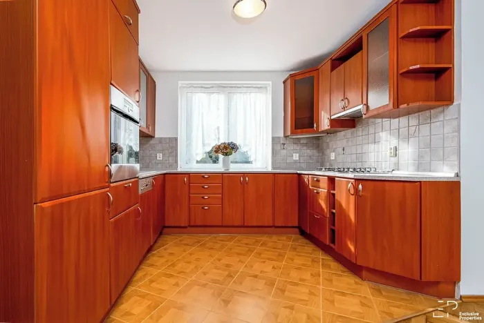 Prodej rodinného domu, Záryby, 266 m2