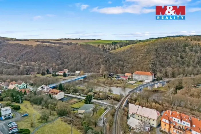 Prodej bytu 2+1, Roztoky, 52 m2