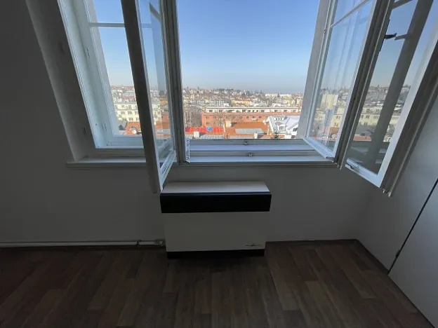 Pronájem bytu 1+kk, Praha - Břevnov, Šlikova, 29 m2