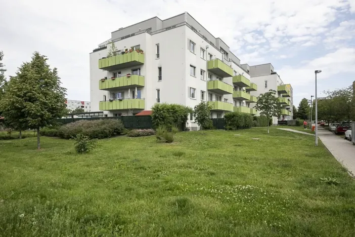 Pronájem bytu 1+kk, Praha - Uhříněves, Václava Trojana, 31 m2