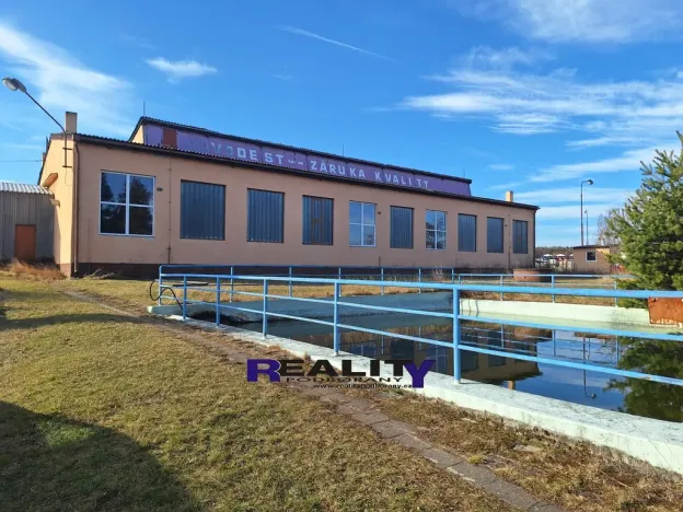 Pronájem výrobních prostor, Vroutek, Vidhostická, 1082 m2