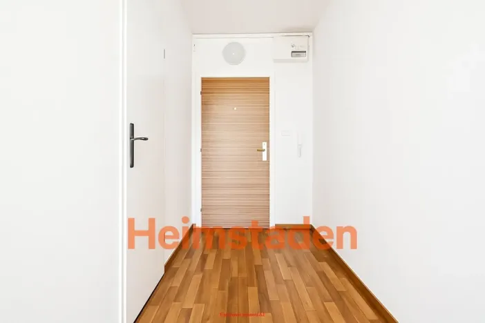 Pronájem bytu 1+kk, Ostrava - Poruba, Francouzská, 28 m2