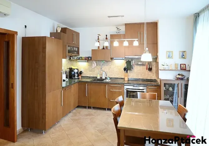 Pronájem bytu 3+kk, Praha - Prosek, Zubrnická, 81 m2