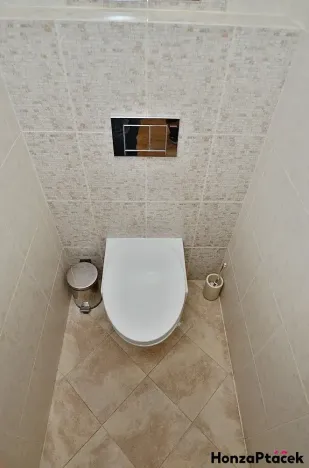 Pronájem bytu 3+kk, Praha - Prosek, Zubrnická, 81 m2