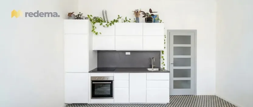 Pronájem bytu 1+kk, Praha - Vinohrady, Velehradská, 29 m2